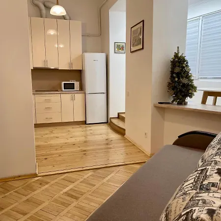 Avangard Kryva Lypa 3 * Leópolis