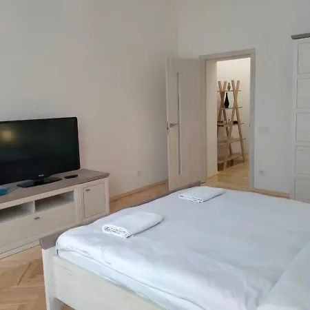 Avangard Kryva Lypa 3 *