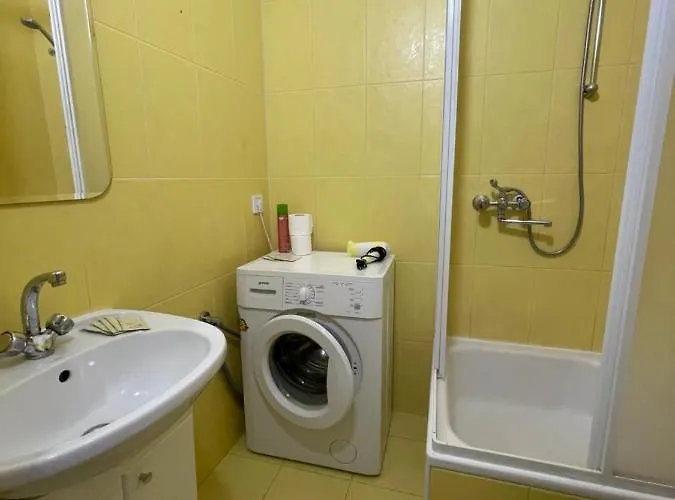 Avangard Kryva Lypa 3 Apartamento Leópolis